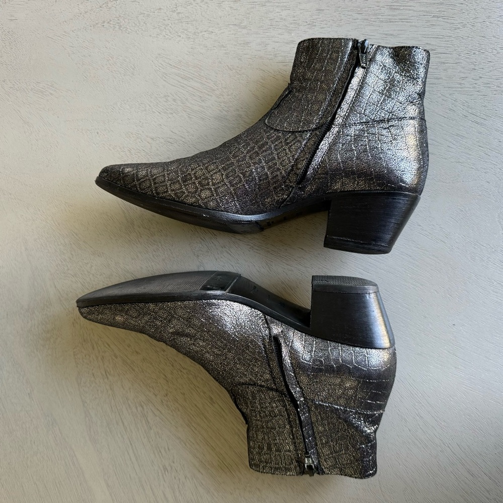 Saint Laurent Wyatt Croc Embossed Ankle Boot - Picture 8 of 12